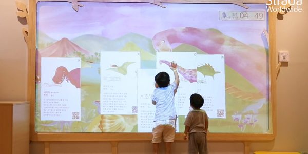 Works_07_PlayLab_DHR051515_11